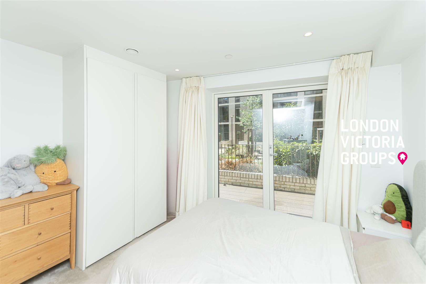 Phoenix Place, LONDON